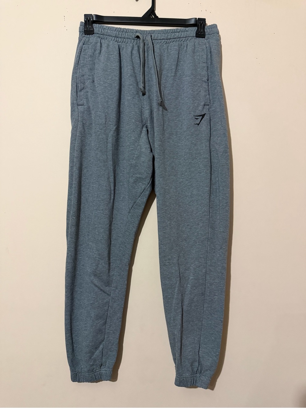 Gymshark Men's Heather Gray Jogger Sweatpants